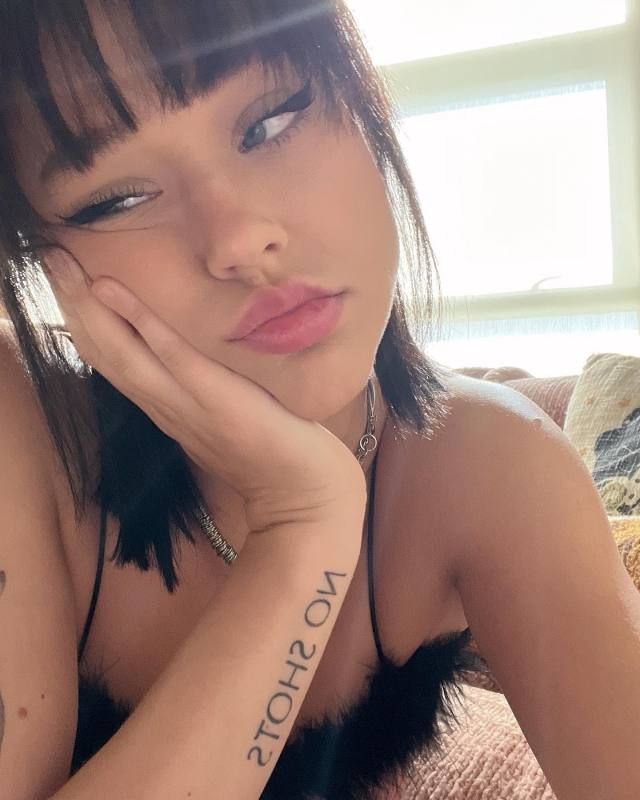 I’m available for both incall and outcall services. Handle Shy Guy, Fuck No limit. Reach out to me (213) 280-0070. - Image 2